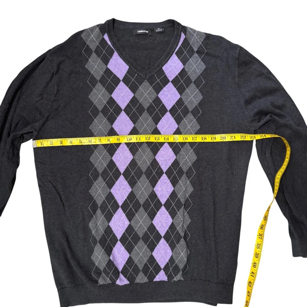 Classic Argyle V-neck Men's Claiborne Sweater Sz XL Gray, Charcoal, light purple